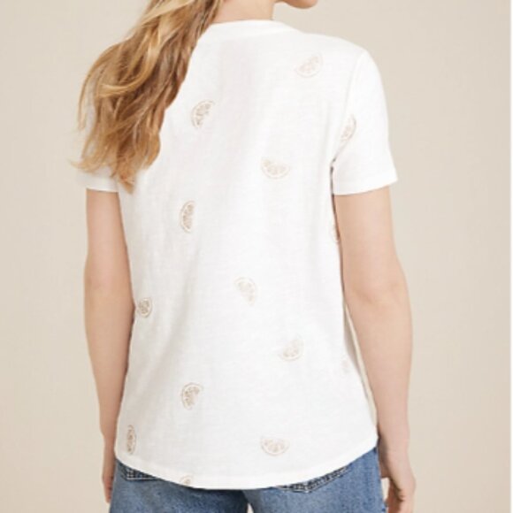 Maurices Vneck Tee Lemon  Top Short Sleeve NWT 🍋 - Picture 3 of 5